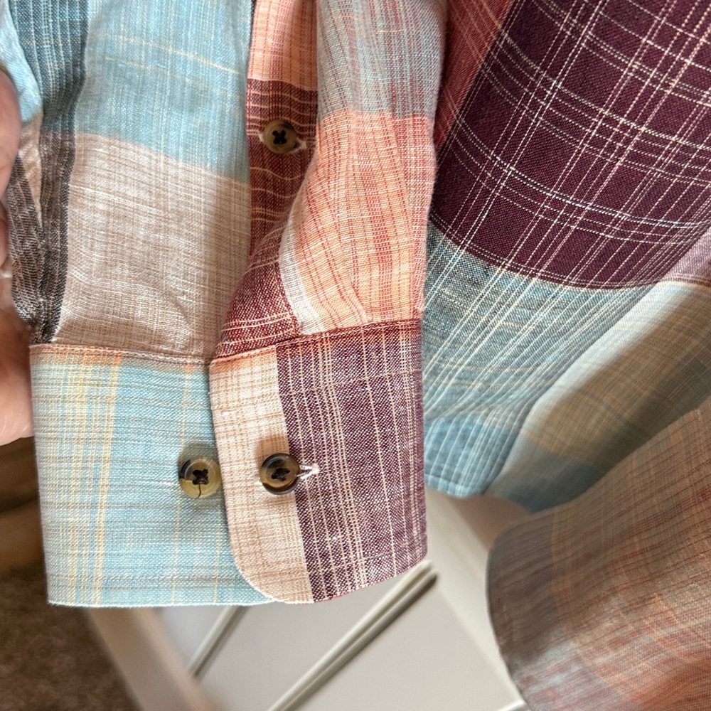 Paul Fredrick 100% Linen Multicolor Plaid Button Down Shirt. Excellent Condition - Picture 4 of 6